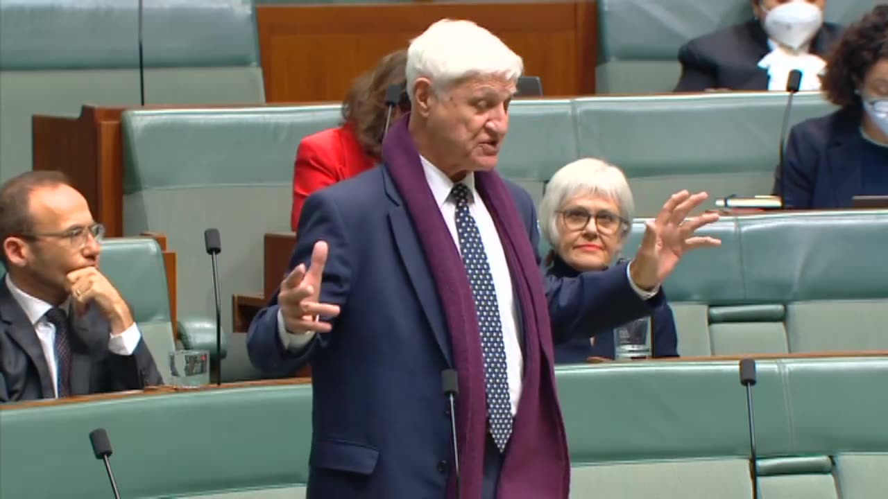 Bob Katter accuses our duopoly parliament of sabortaging the nation