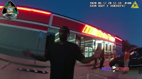 Bodycam Captures The Moment a Man Attacks And Knocks a Deputy in Florida