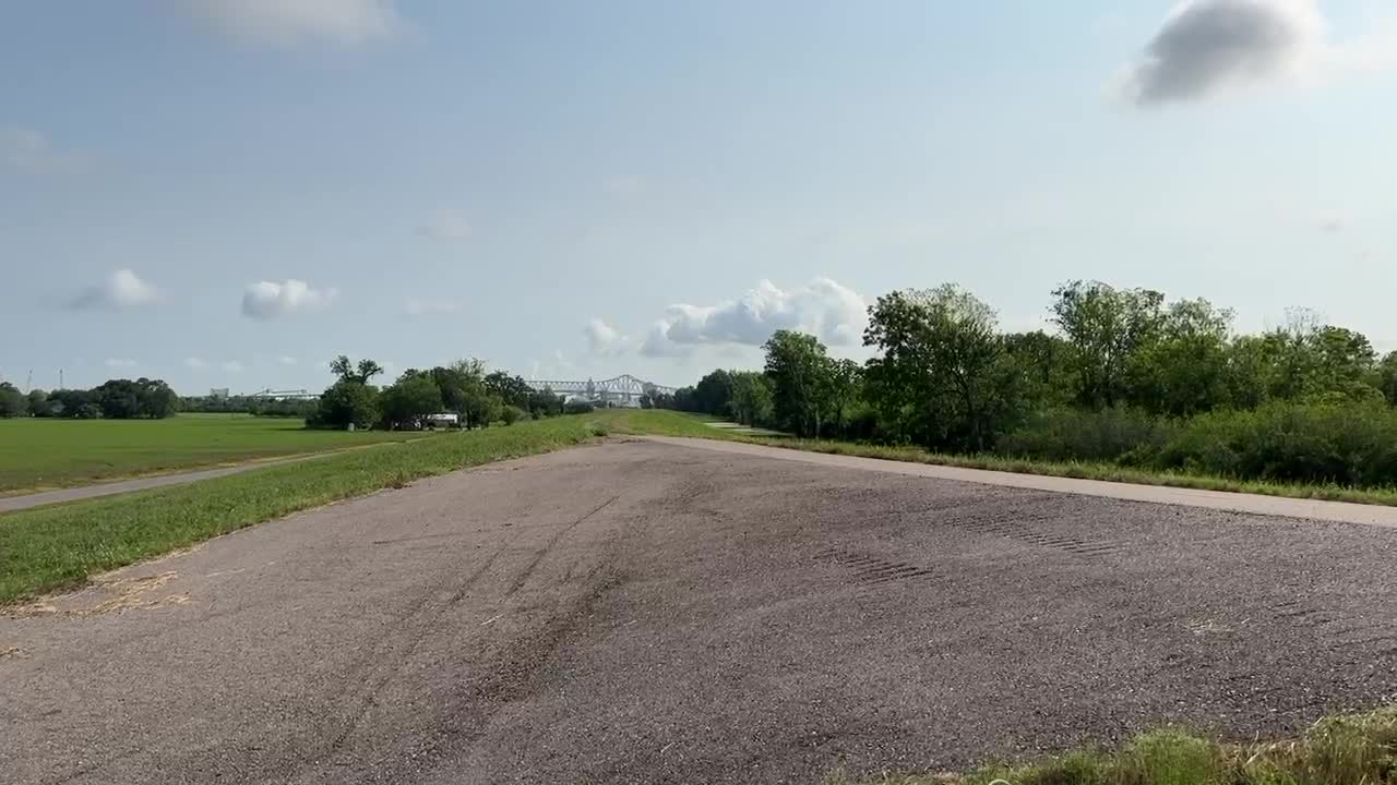 DESOTO LEVEE TRAIL BUSLY LOUISIANA USA