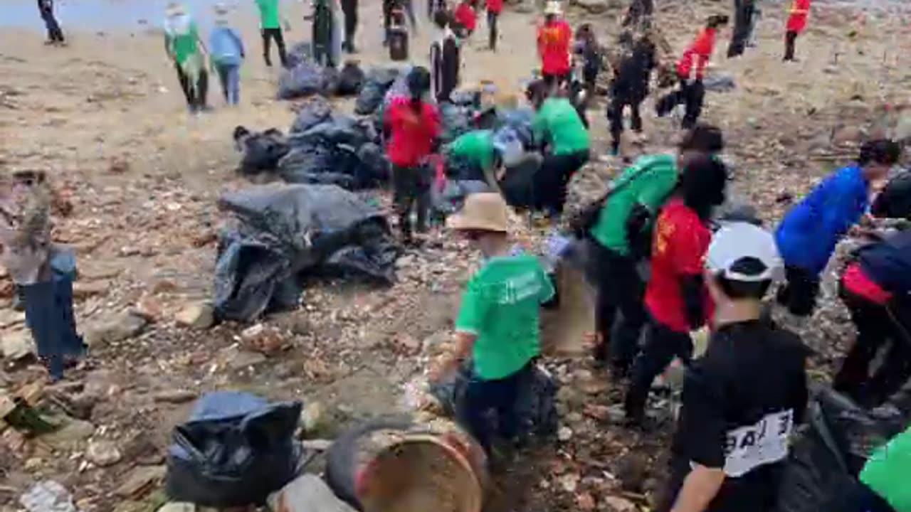 For the first week on Thursday I can do Tuesday or Wednesday as I'm