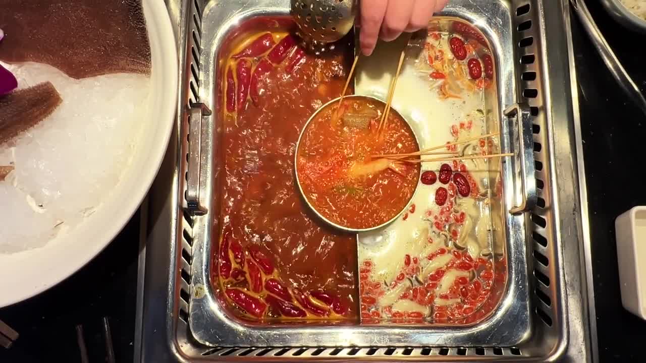 Chinese characteristic food Haidilao