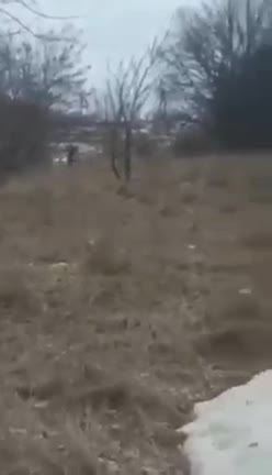 Ukraine soldier using MBT LAW against Russian tank