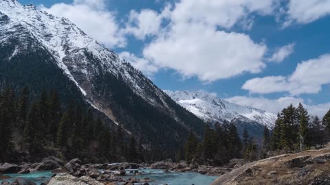 Tibetan secret land of Linzhi