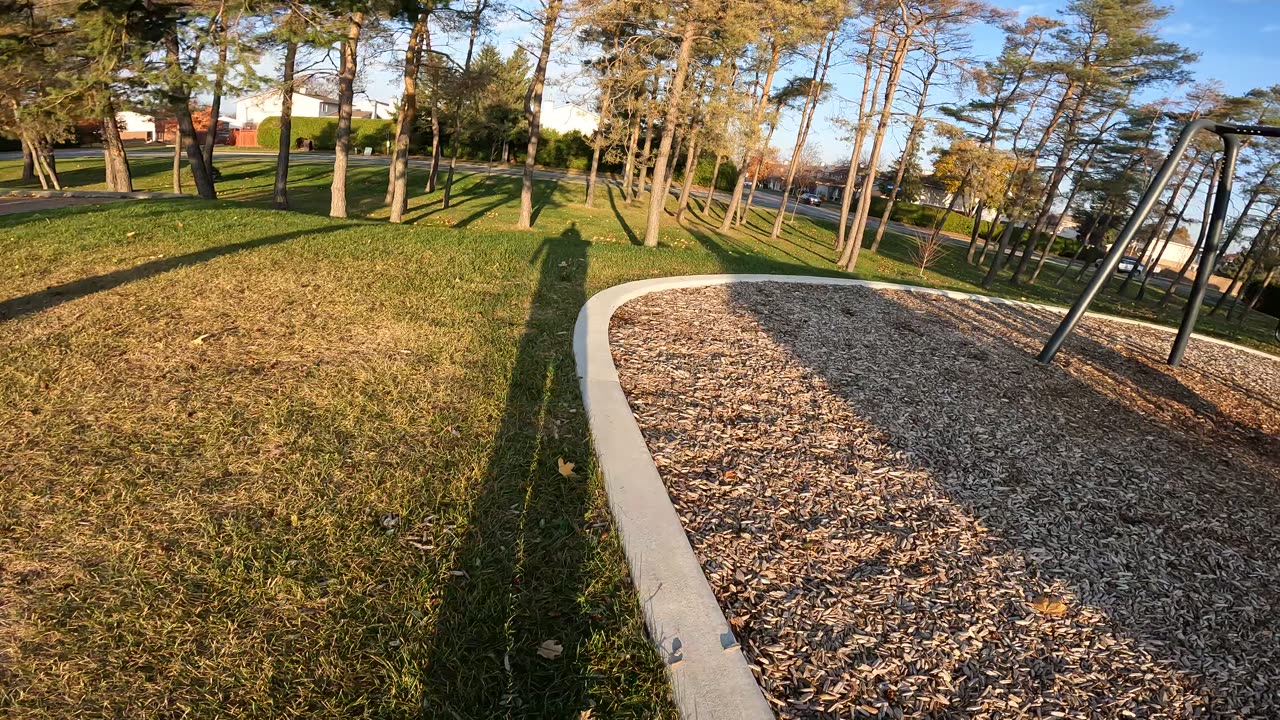 🚮 Pick Up Garbage @ JJ Clack Park In Ottawa 🍂 Canada 🍁 Fall Edition ☀️