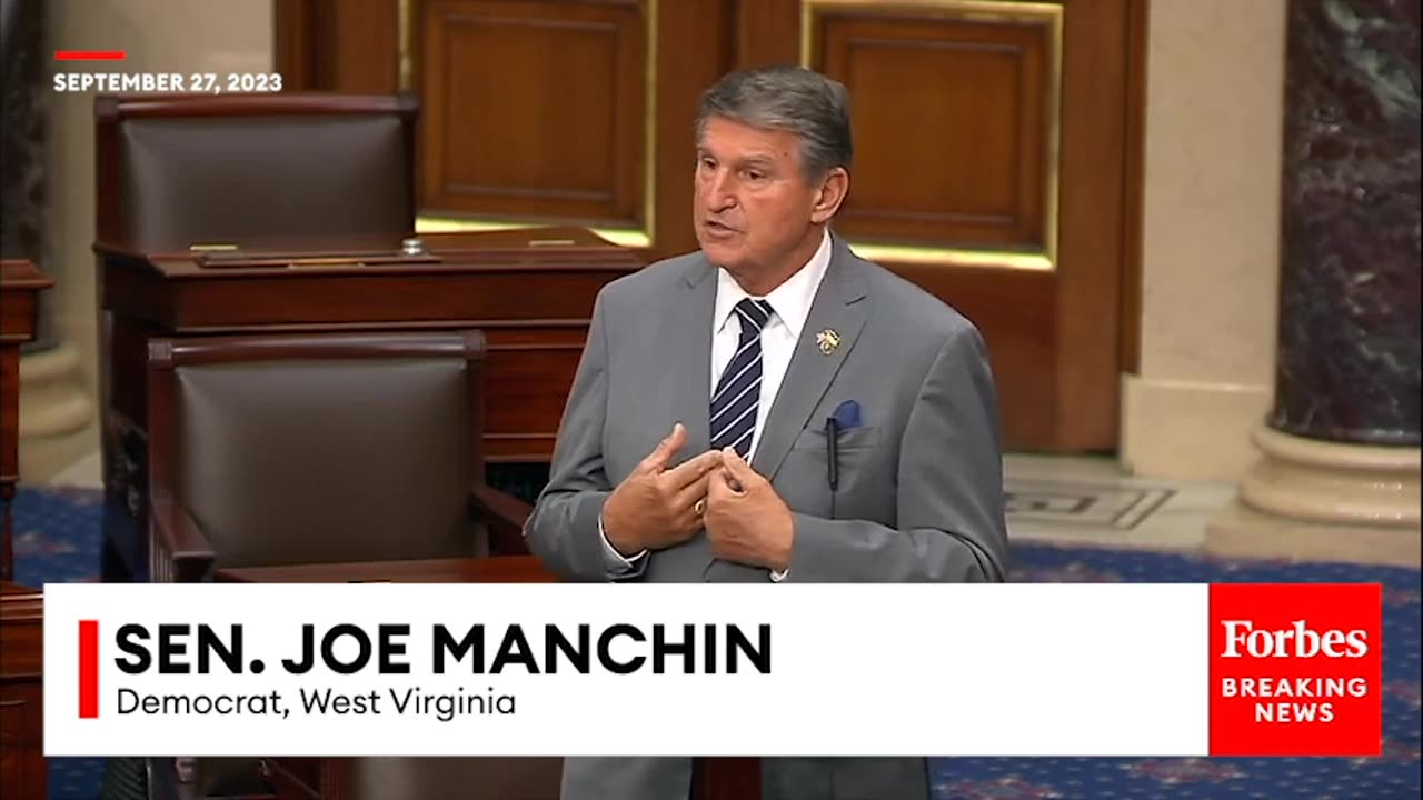 Mitt Romney, Joe Manchin Push For Senate Dress Code To Demonstrate 'A Level Of Dignity And Respect'