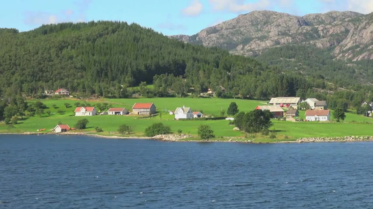 Stavanger Norway Hogsfjordens houses zoom out