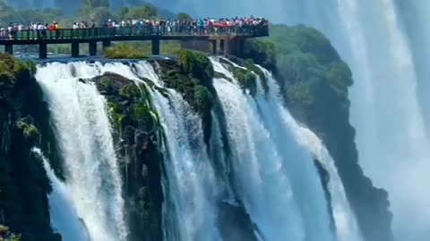 Chongzuo Detian Transnational Waterfall