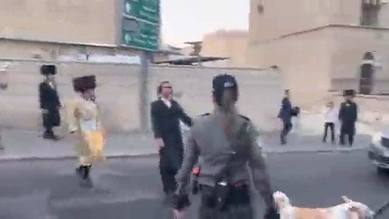 ISRAEL GOLEMS BULLYING CHRISTIAN WOMAN