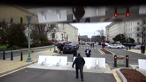 0672USCG00K25SouthBarricadeInbound_2021-01-06_15h17min07s737ms.mp4