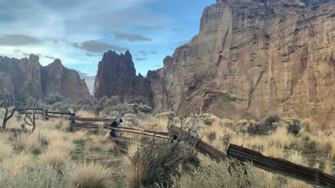 Central Oregon – Smith Rock State Park – High Desert Paradise – 4K