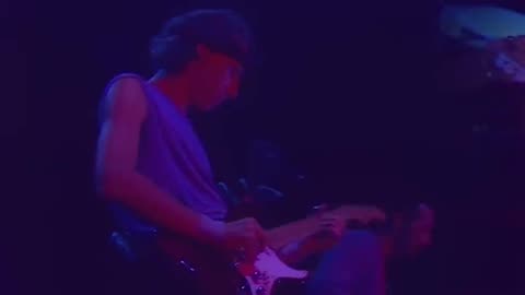 Dire Straits - Sultans Of Swing (Live at Wembley 1985)