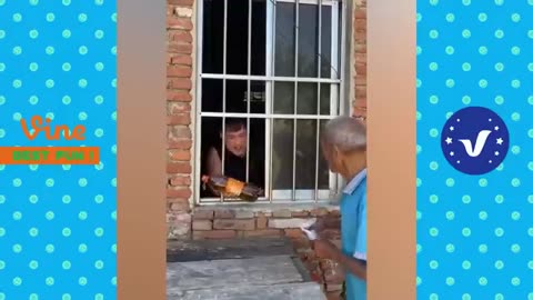 New_Funny_and_Fail_Videos_2022_😂_Super_People_Doing_Funny_Things_😺😍_Part_2(360p)