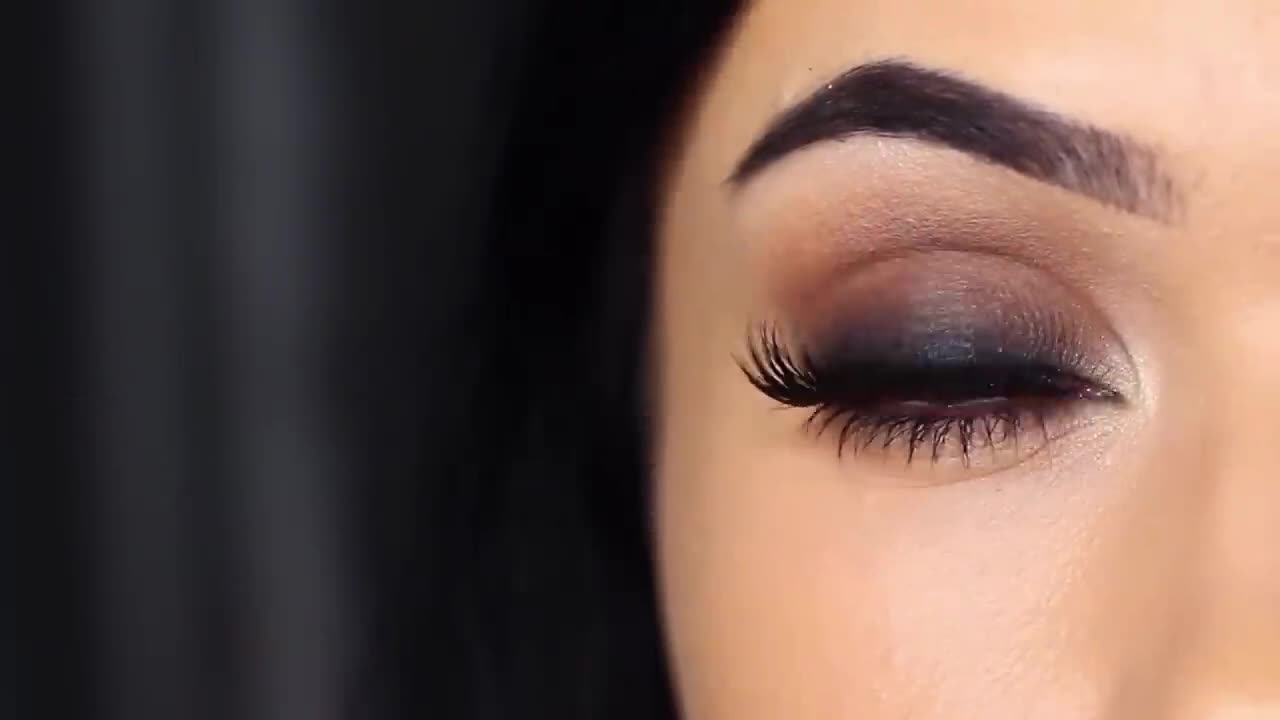 Smokey eye makeup