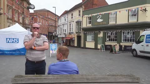 Kidderminster testing uhd 4k 60fps on you tube, and man gets told the law on filming