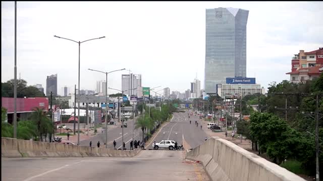 Bolivia farming hub strikes in protest of census delay