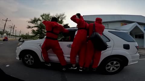 PARKOUR VS MONEY HEIST 25!