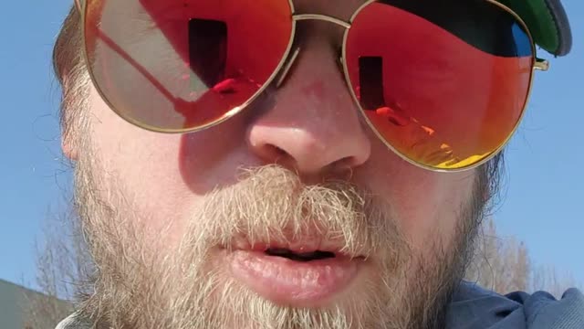 Tutto sale ma basta tifare la nazionale - Video 102