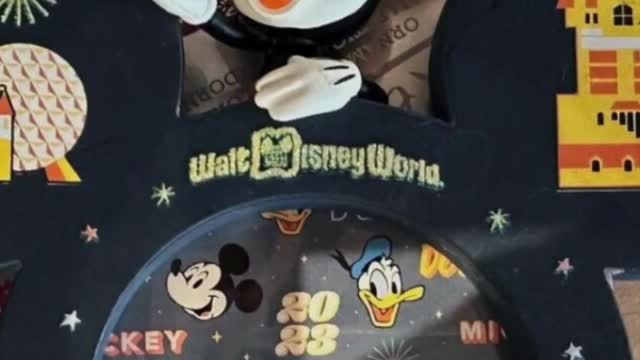 Walt Disney World 2023 Mickey Mouse Frame Ornament #shorts