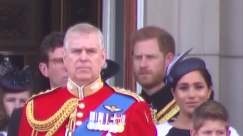 Meghan Markle won't follow royal etiquette, Prince Harry gets annoyed!