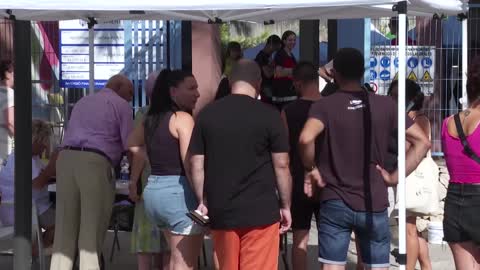 Thousands evacuate as wildfires rage in Valencia