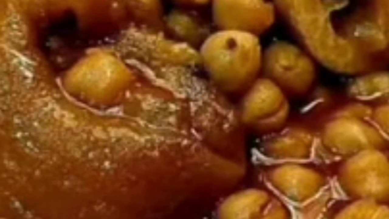 Beef bull's legs dishes, Beneficial of beef trotters: your health ally