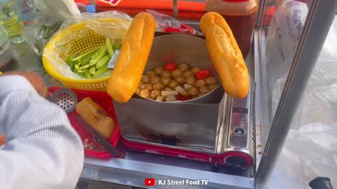 Super Delicious combination! Meatballs Bread With Spicy Chili Sauce - Popular Street Food