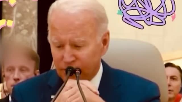 US President Biden slipped again