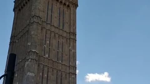 Big Ben, London eye and the British Parliament