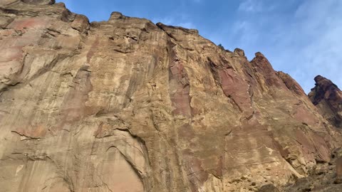 Central Oregon – Smith Rock State Park – At the Base of Smith Rock