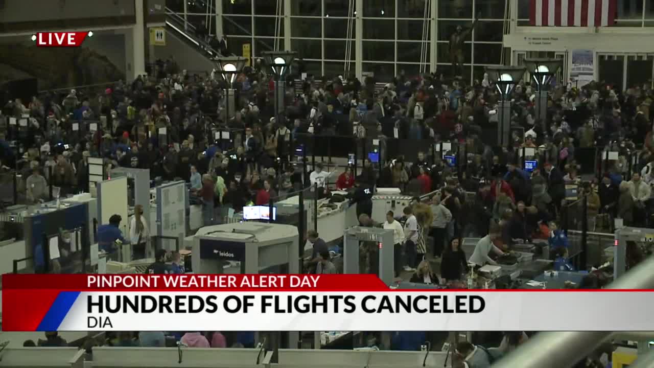 Denver airport sees hundreds of flights canceled