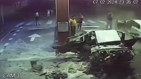 💣💣Car exploded during CNG refueling💣💣