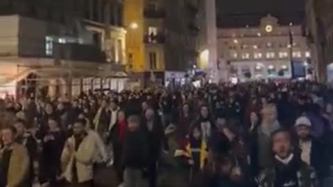 Looks like there might be a Revolution in Paris because of Macron!