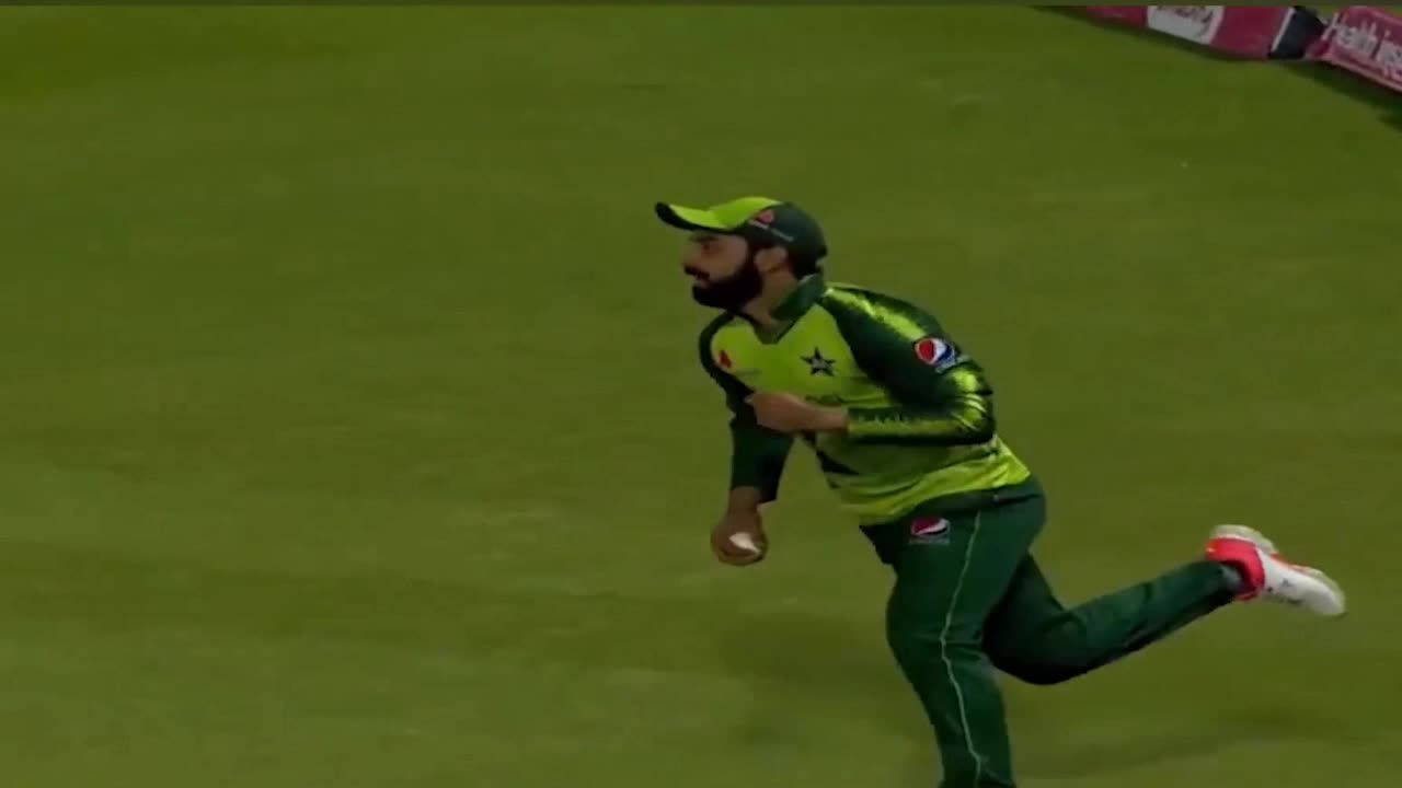 🔥😲Cricket Best Catches of Shadab Khan