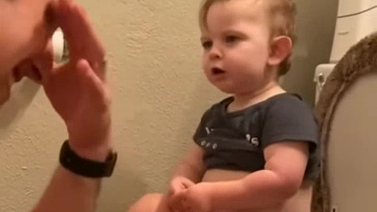 Potty Training Video of Baby [ Baby has alot to say]😊😊