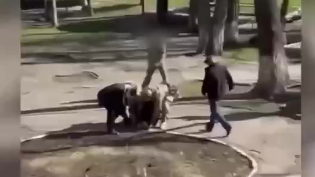 Ukrainian officials continue Recruiting in Odessa