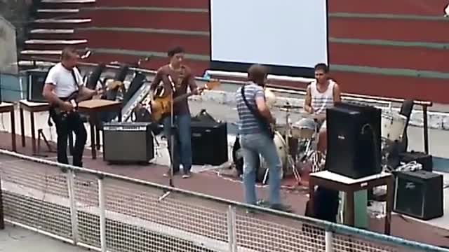 Surf rock band, Montevideo