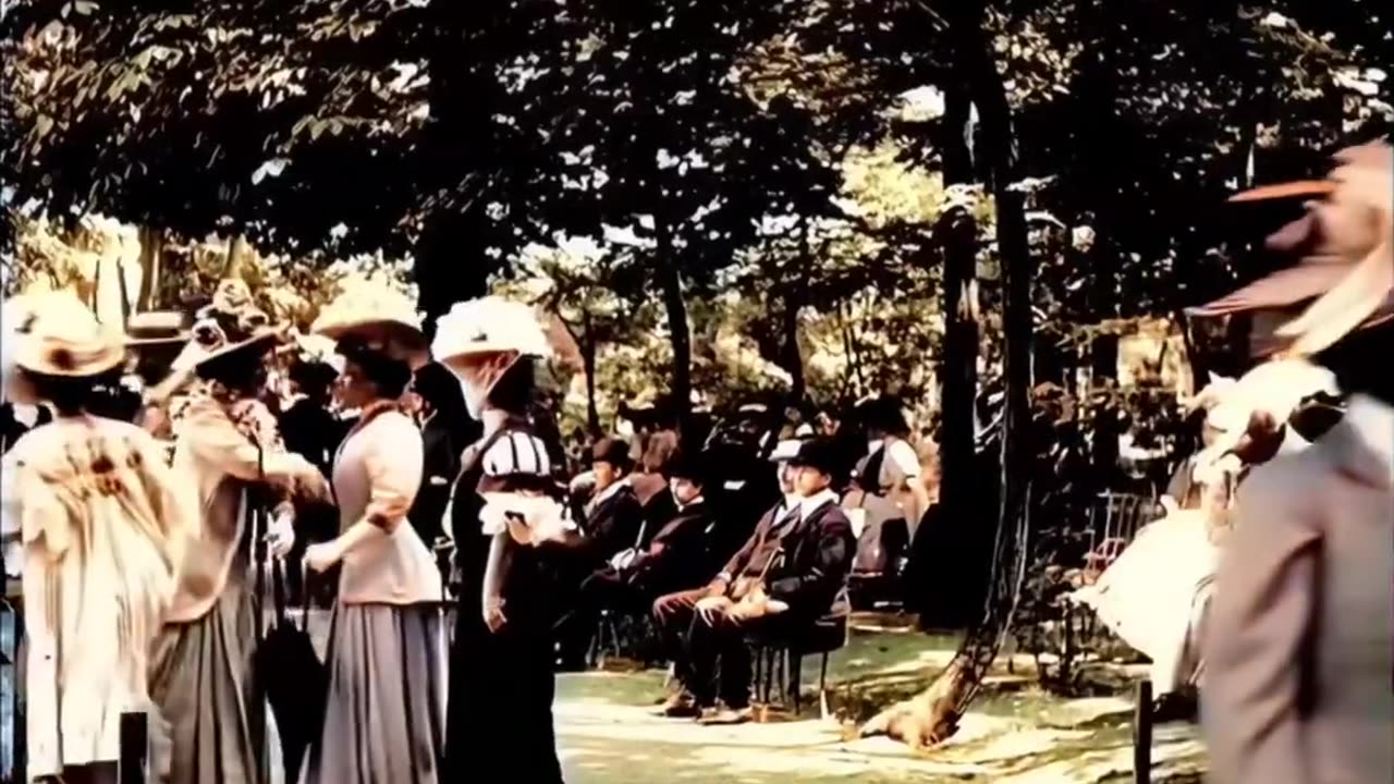 The mesmerising beauty of turn of the century Paris