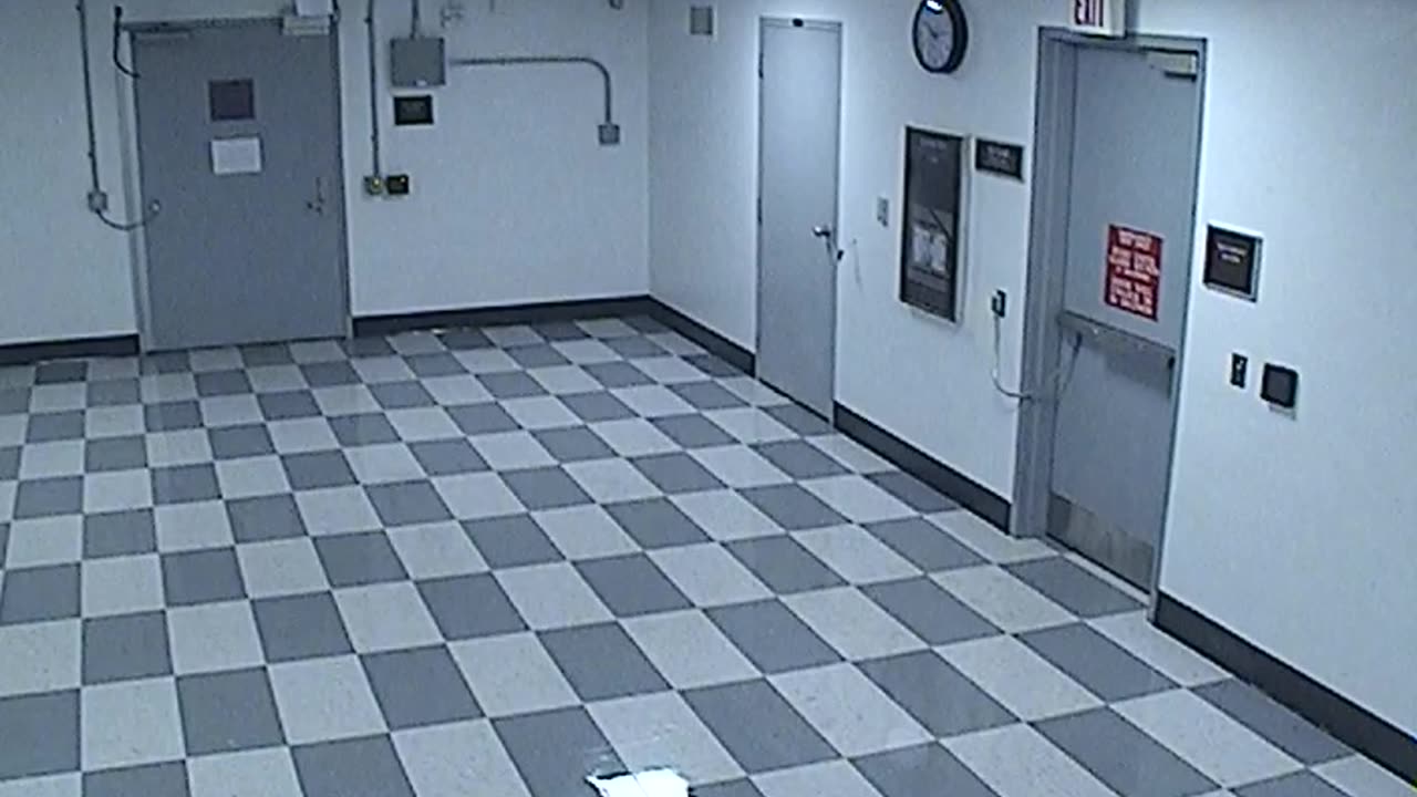 6024RHOBG1G101BLobbyEntry_2021-01-06_09h00min01s060ms.mp4