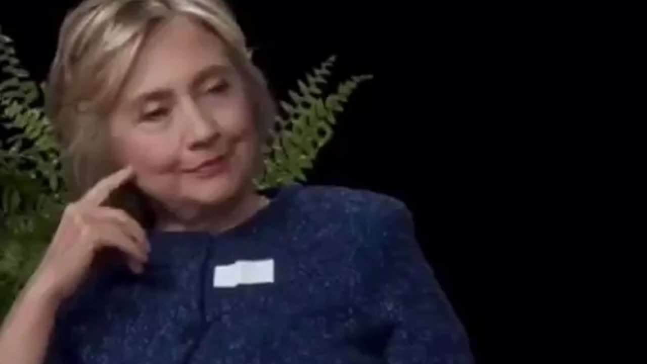 Viral Clip Resurfaces Of Zach Galifianakis Nuking Hillary In Brutal Roast