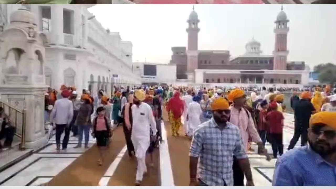 Langar/chabeel of chiled sweet water at golden temple