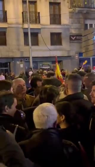 Tucker Carlson with the VOX party in Spain