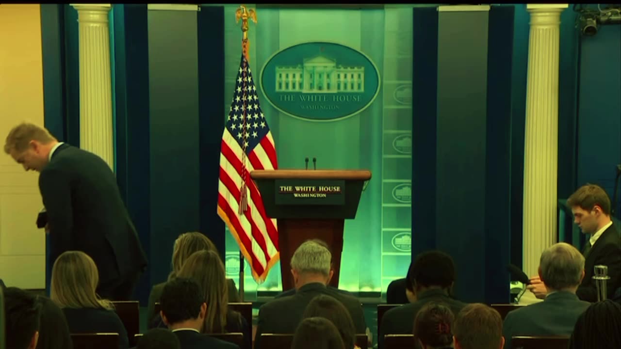 Doocey enters the building for WH press conference.