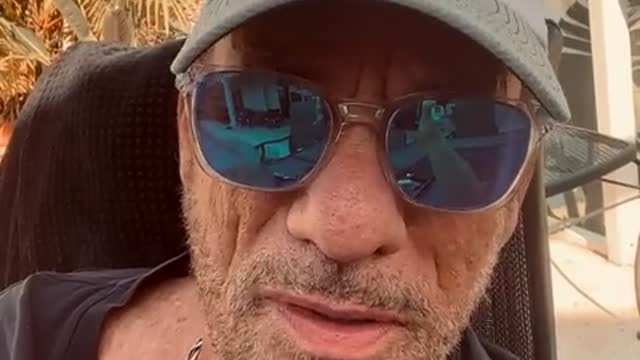 Robert Davi sends a message to the Democrats //MIRRORED//