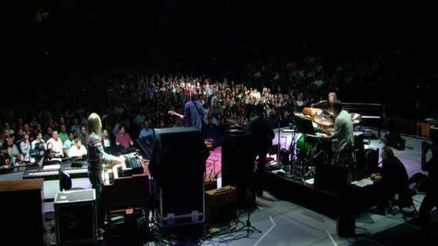 Eric Clapton & Steve Wiinwood at Madison Square Garden Part 2