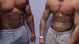 Larry Wheels vs Joesthetics: Who’s playing the Piano chest ?