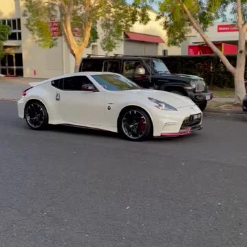 Nismo 370z Turns Up