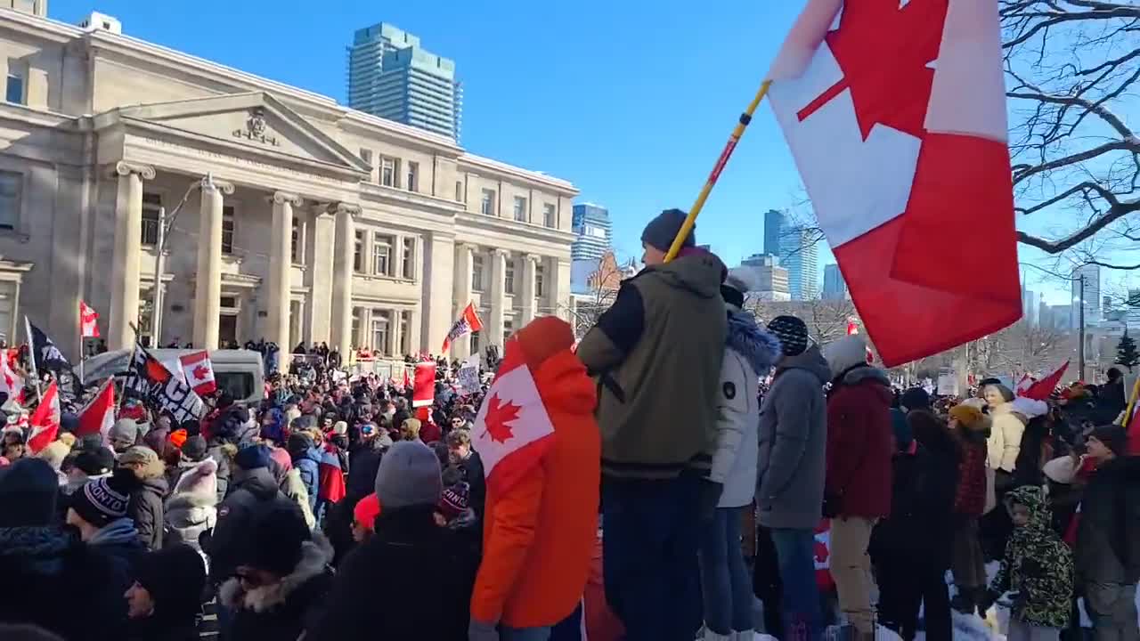 The beautiful sound of Truck horns in Toronto