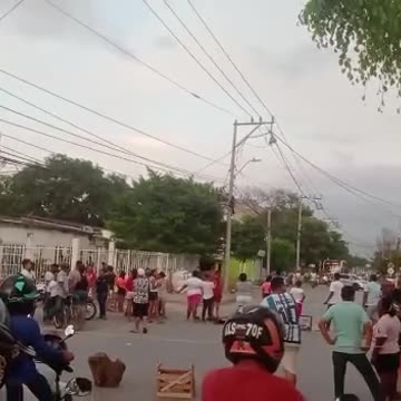Habitantes de Olaya Herrera bloquean vía por falta de luz