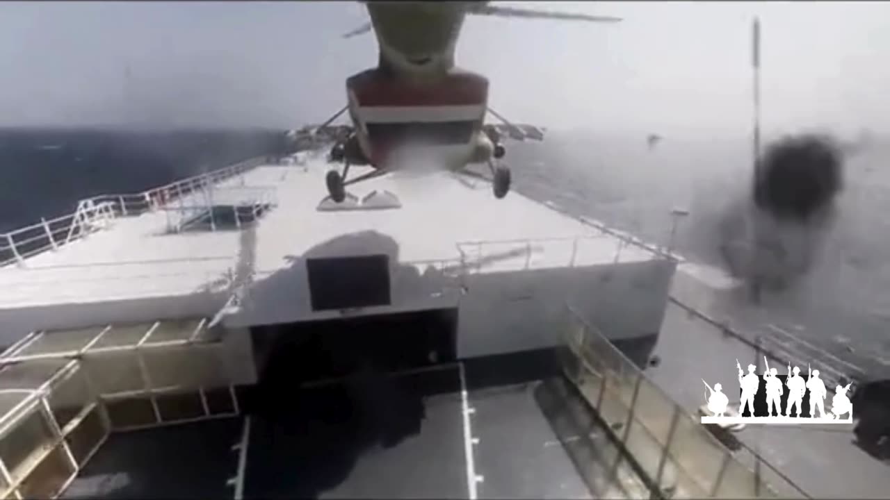 Yemeni helicopter landed on the Israeli ship