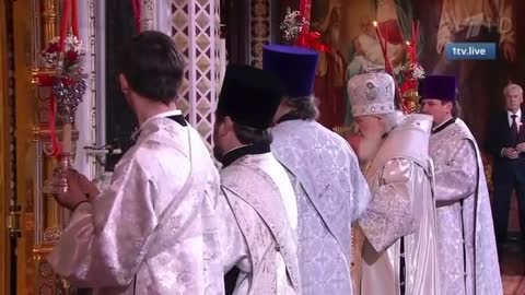 Vladimír Putin se zúčastnil na Velikonoce mše svaté v chrámu Krista Spasitele v Moskvě